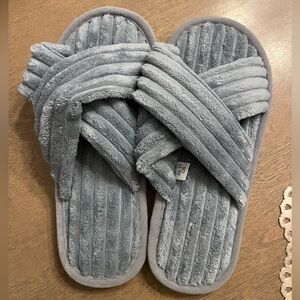 NEW Women’s Plush Fuzzy Open Toe Slip On Sleepwear House Slippers Shoes